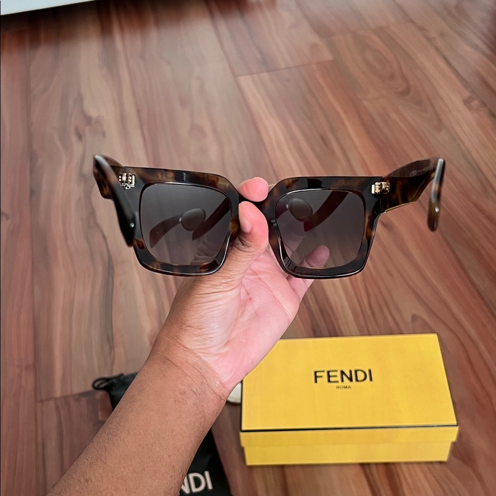 Fendi Brown Patterned Sunglasses - image 5